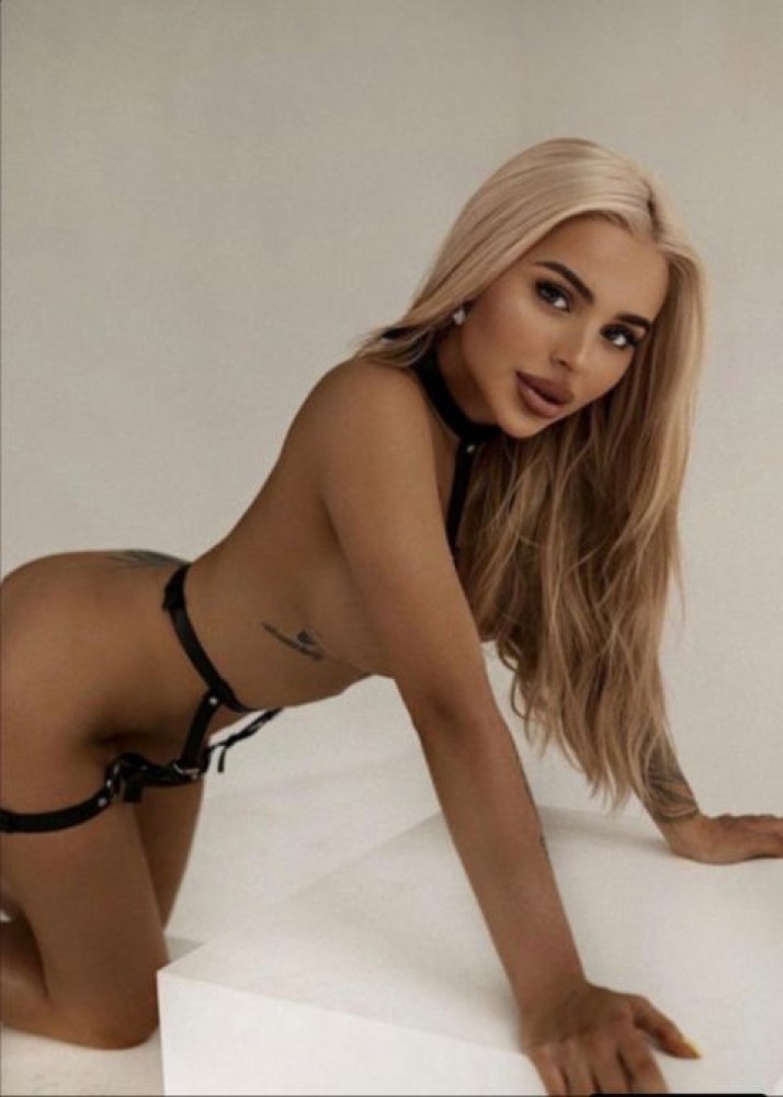 Индивидуалка Ксюша главное фото в городе Калининск 