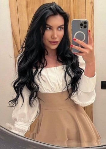 Полина, Г. Калининск